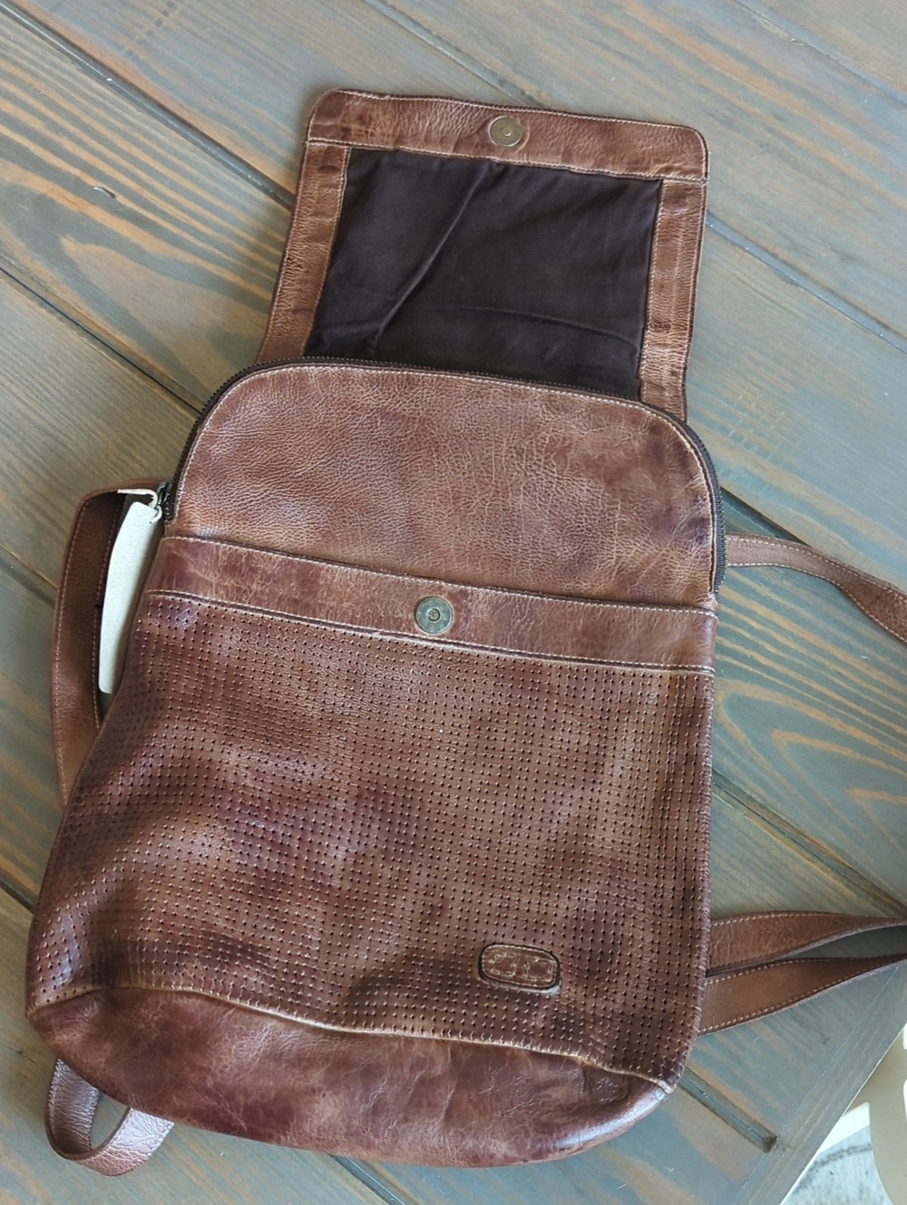 Bed|Stu “Patsy” Leather Backpack – Tan Rustic – Handcrafted & Gorgeous - Picture 8 of 13